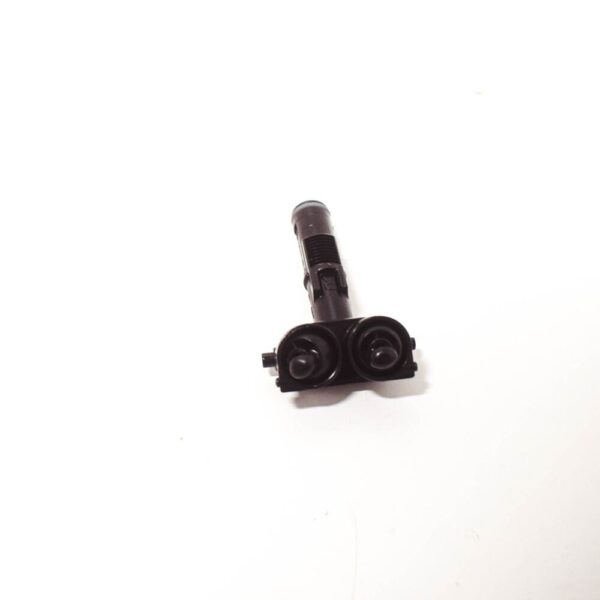 7L6955104A - VW TOUAREG 7LA front bumper right windshield wash spray 7L6955104A new