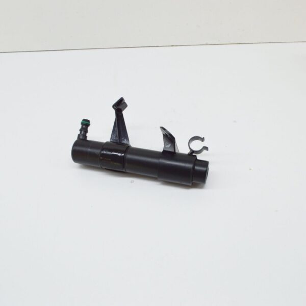 7L6955978A - NEW VW TOUAREG 7LA RIGHT HEADLIGHT WASHER 7L6955978A