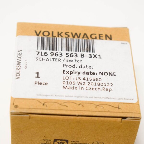 7L6963563B3X1 - Volkswagen TOUAREG 7L Left Seat Heater Switch 7L6963563B3X1 NEW GENUINE