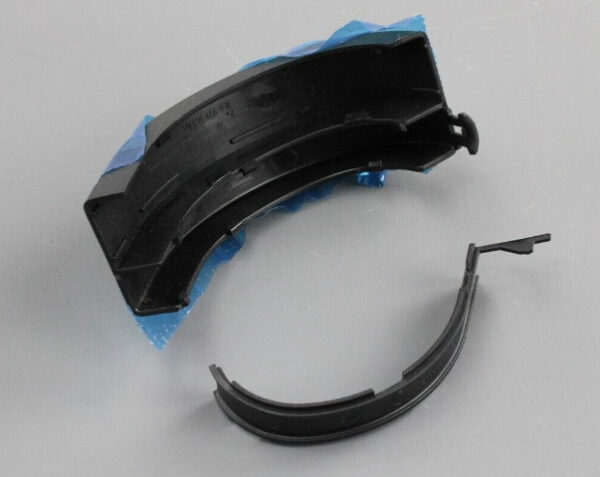 7L6971341AL - NEW VOLKSWAGEN TOUAREG 7L REAR RIGHT LID CABLE GUIDE 7L6971341AL ORIGINAL