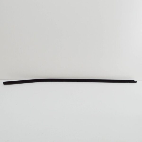 7LA837704A - NEW VW TRANSPORTER T6 FRONT RIGHT DOOR WINDOW OUTER SEAL 7LA837704A ORIGINAL
