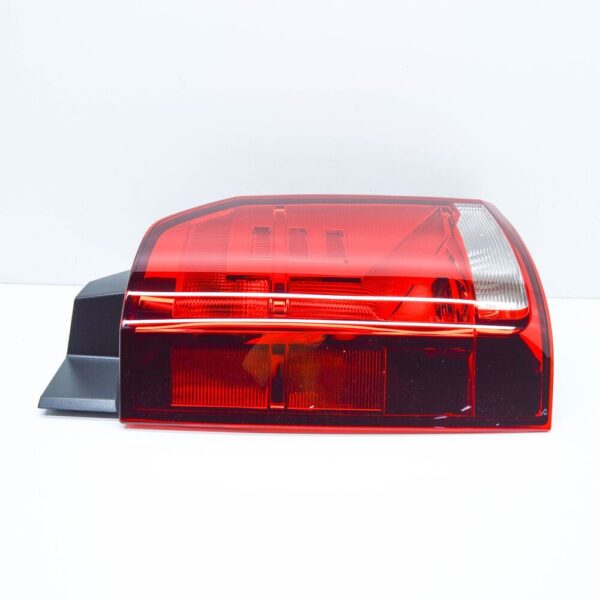 7LA945095J - NEW VOLKSWAGEN MULTIVAN T7 REAR LEFT TAILLIGHT 7LA945095J