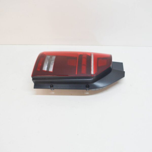 7LA945207A - VW MULTIVAN T6 Rear Left Taillight 7LA945207C New Genuine Transporter