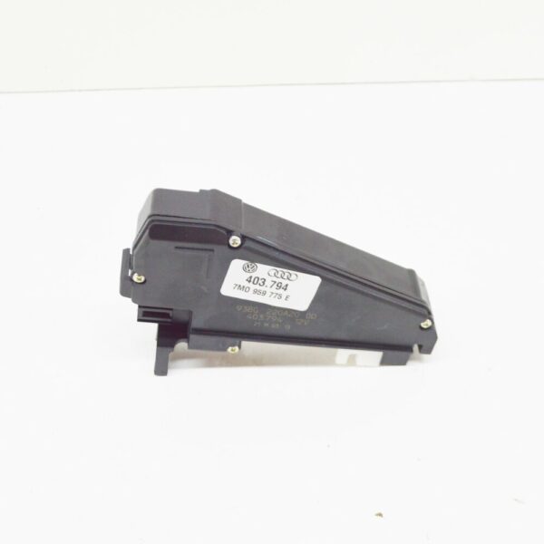 7M0959775E - NEW VOLKSWAGEN SHARAN 7M MK1 DOOR LOCK ACTUATOR MOTOR 7M0959775E