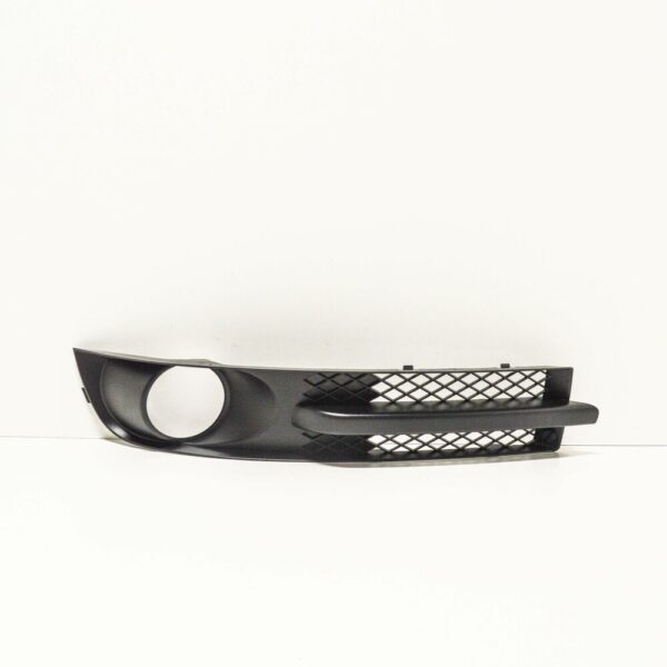 7M3853684C01C - NEW VW SHARAN 7M8 FRONT BUMPER RIGHT FOG LIGHT GRILLE 7M3853684C01C ORIGINAL