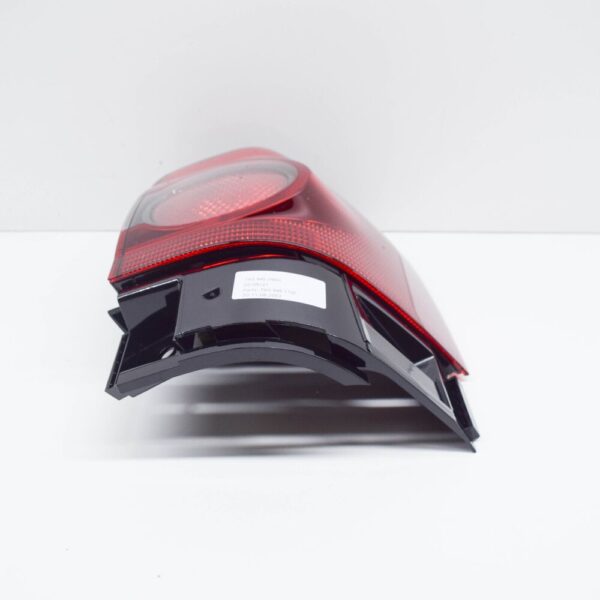 7M3945096M - NEW VOLKSWAGEN SHARAN 7M REAR RIGHT OUTER TAILLIGHT 7M3945096M ORIGINAL