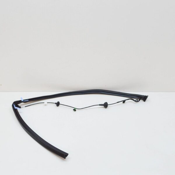 7N0839717AD - NEW VW SHARAN 7N LEFT SLIDING DOOR SEAL WITH SENSOR 7N0839717AD ORIGINAL