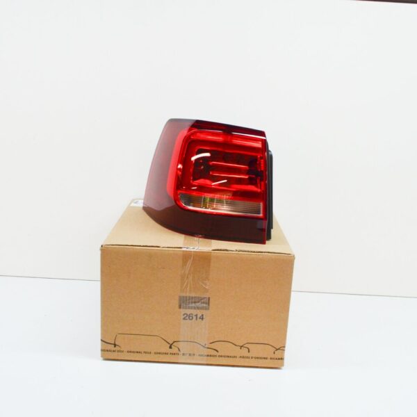 7N0945207 - VW Sharan 7N Rear Left Outer Taillight 7N0945207 NEW GENUINE