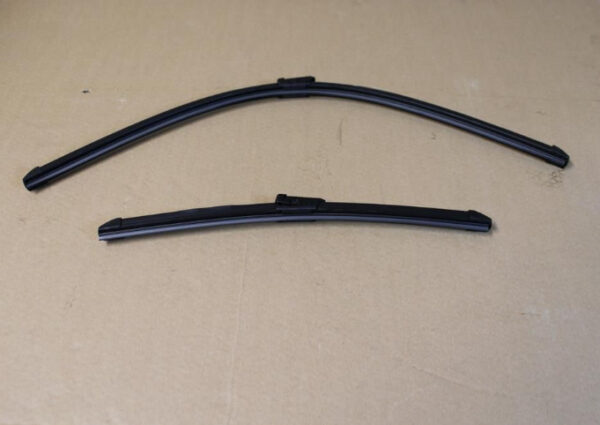7N2998002 - VW Sharan 7N aerodynamic wiper blades front set right handlebar 7N2998002 part
