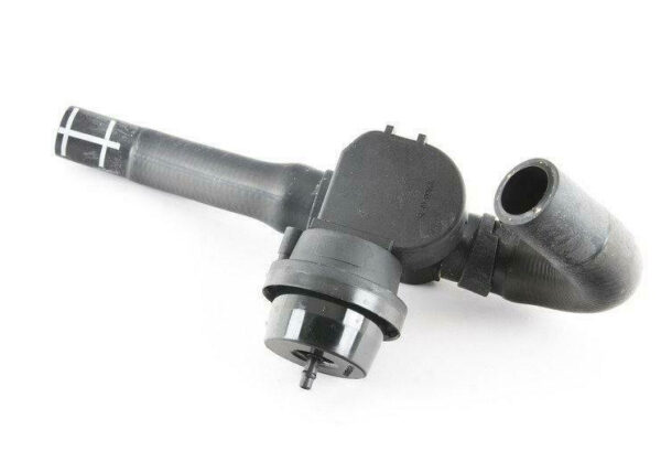 7P0122049B - NEW VOLKSWAGEN TOUAREG 7P ENGINE COOLANT HOSE WITH VALVE 7P0122049B ORIGINAL
