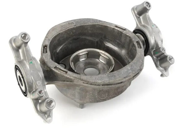 7P0512301D - NEW VW TOUAREG 7P MK2 BEHIND LAXITY BRACKET 7P0512301D ORIGINAL