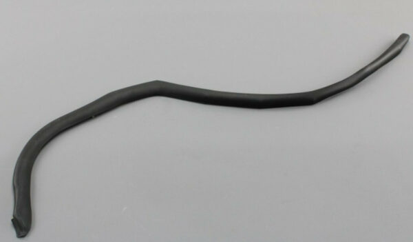 7P0839761K - Volkswagen Touareg 7P door gasket rubber rear left 7P0839761K new original
