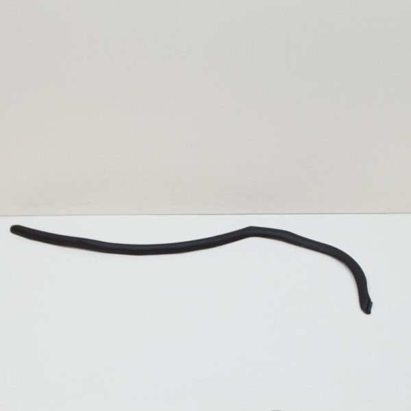 7P0839762K - NEW VW TOUAREG 7P REAR RIGHT OUTER DOOR GASKET RUBBER 7P0839762K ORIGINAL
