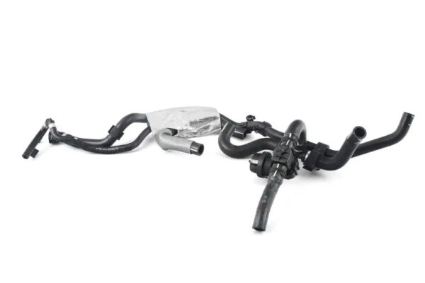 7P6121156E - NEW VOLKSWAGEN TOUAREG 7P ENGINE COOLANT HOSE 7P6121156E ORIGINAL