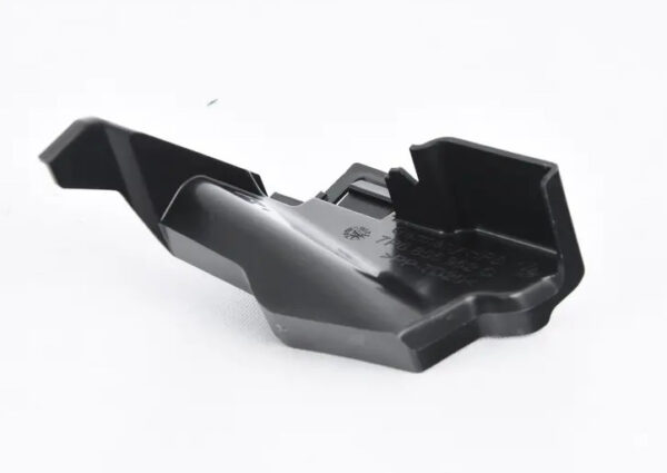 7P6805962C - NEW VW TOUAREG MK2 FRONT RIGHT UPPER NOISE INSULATION PLATE 7P6805962C