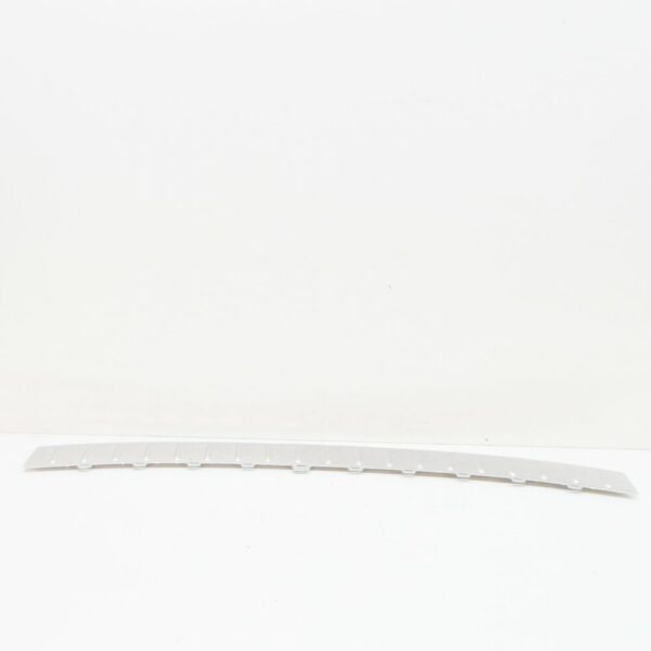 7P6807787A2ZZ - NEW VW TOUAREG 7P REAR BUMPER UPPER CHROME TRIM MOLDING 7P6807787A2ZZ ORIGINAL