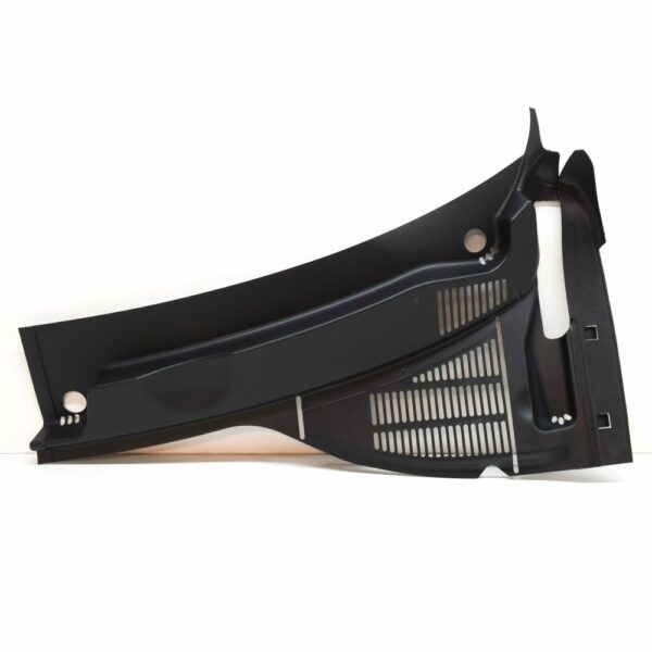 7P6819401B - NEW VOLKSWAGEN TOUAREG 7P LEFT COWL WATER DEFLECTOR LHD 7P6819401B