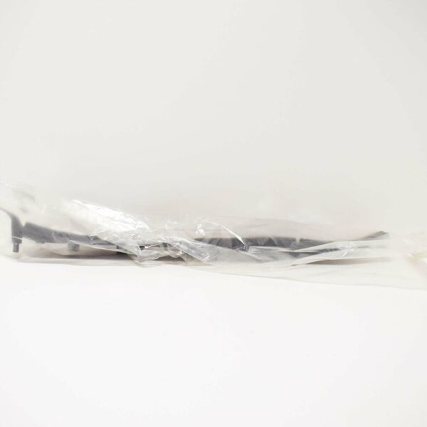 7P6821112B - NEW VOLKSWAGEN TOUAREG 7P FENDER FILLER PANEL END PLATE 7P6821112B ORIGINAL