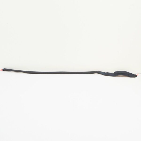 7P6839717B - NEW VOLKSWAGEN TOUAREG 7P REAR LEFT DOOR FRONT SEAL 7P6839717B