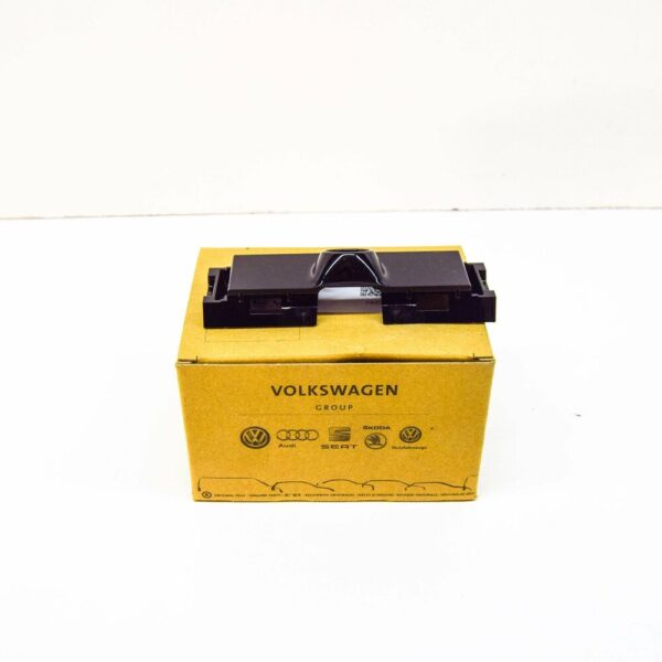 7P6853140D - NEW VOLKSWAGEN TOUAREG 7P FRONT BUMPER CAMERA COVER CAP 7P6853140D041