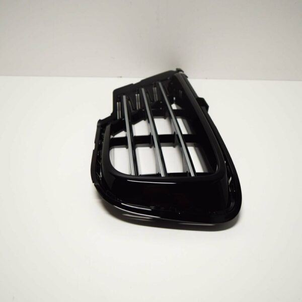 7P6854661D041 - NEW VOLKSWAGEN TOAUREG 7P FRONT BUMPER LEFT GRILLE 7P6854661D041