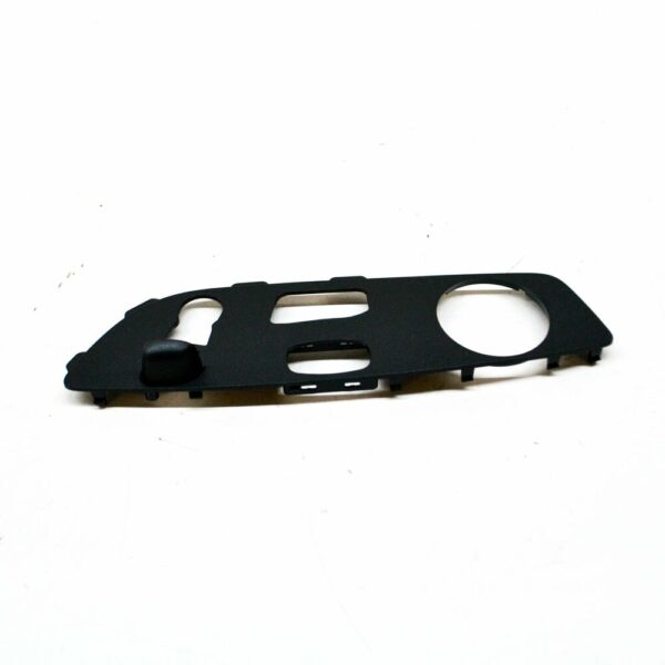 7P6882515C9B9 - NEW VW TOUAREG 7P FRONT LEFT SEAT SWITCH BEZEL 7P6882515C9B9 ORIGINAL