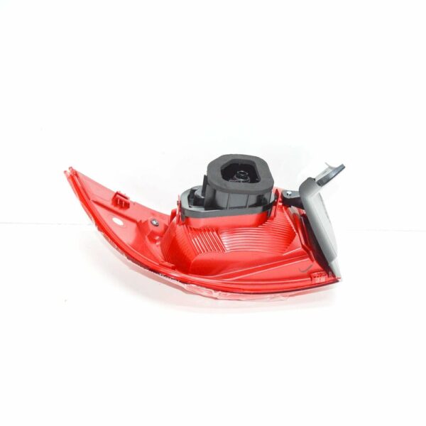 7P6945095G - NEW VOLKSWAGEN TOUAREG 7P REAR LEFT TAIL LIGHT 7P6945095G ORIGINAL