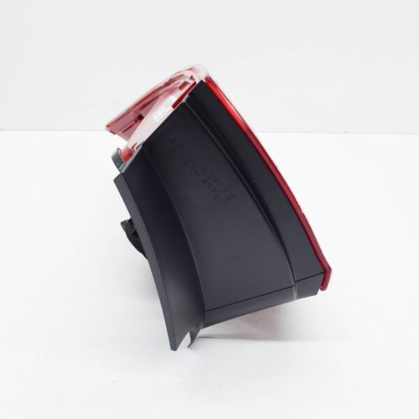 7P6945207 - VW TOUAREG 7P taillight rear left outside 7P6945207 new original