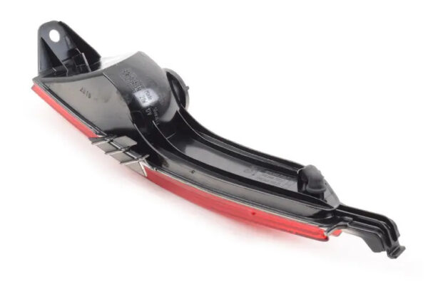 7P6945702C - NEW VOLKSWAGEN TOUAREG 7P REAR RIGHT BUMPER COVER REFLECTOR 7P6945702C ORIGINAL