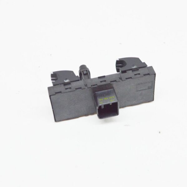 7P6959857BXSH - NEW VW TOUAREG 7P MK2 FRONT LEFT DOOR WINDOW SWITCH LHD 7P6959857BXSH ORIGINAL