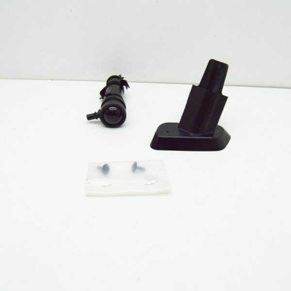 7P6998104 - NEW VW TOUAREG 7P RIGHT HEADLIGHT CLEANING SYSTEM REPAIR SET 7P6998104 ORIGINAL