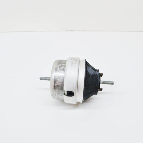 8D0199379AQ - NEW VOLKSWAGEN PASSAT B5.5 LEFT ENGINE MOUNT 8D0199379AQ ORIGINAL