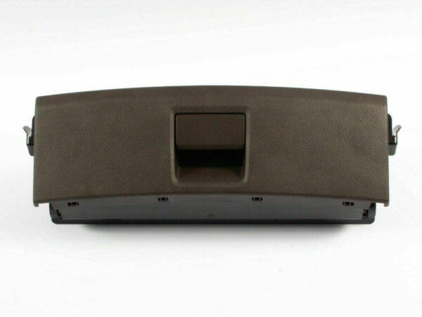 8K0882601D3G4 - NEW VW TOUAREG 7P FRONT LEFT SEAT STOWAGE BOX 8K0882601D3G4 ORIGINAL