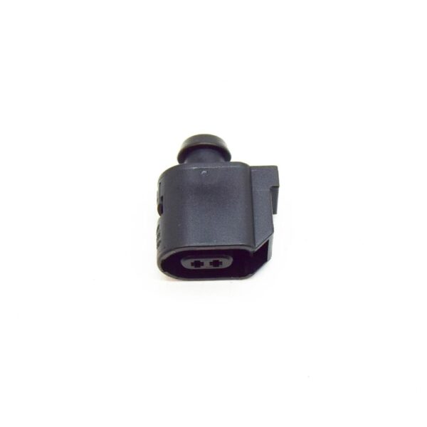 8T0973702 - VW AMAROK speed sensor flat contact housing 2 pin 8T0973702 NEW