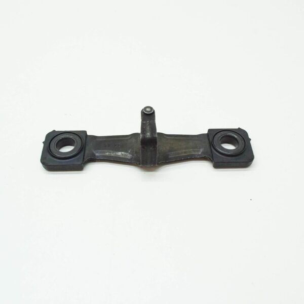 8V0827507K - NEW VOLKSWAGEN ARTEON 3H7 REAR LID LOCK STRIKER PLATE 8V0827507K ORIGINAL