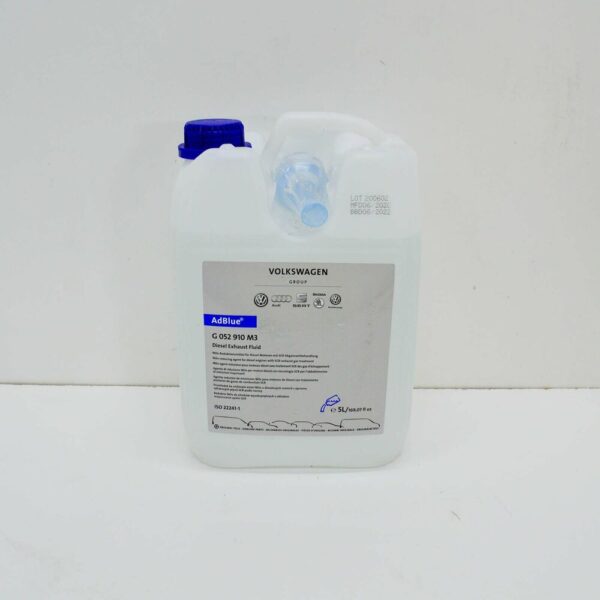 G052910M3 - NEW VOLKSWAGEN AD BLUE 5 LITER EMISSION FLUID G052910M3