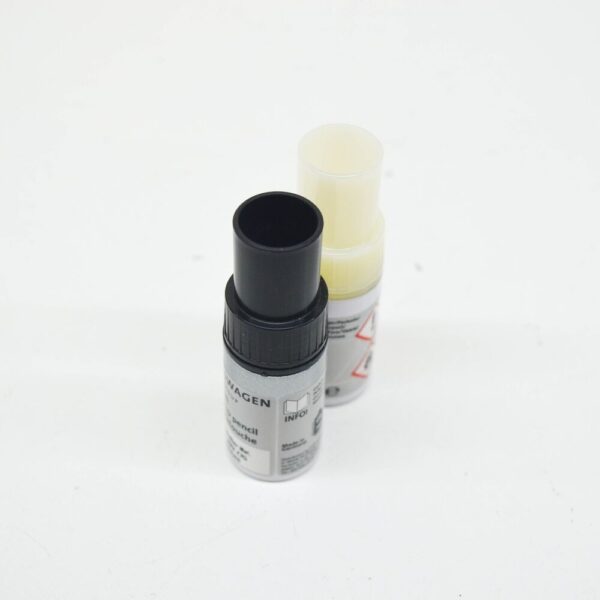 LST0M2Z7G - New Touch Up Paint Kit for Volkswagen Audi, Floret Silver, LST0M2Z7G Genuine
