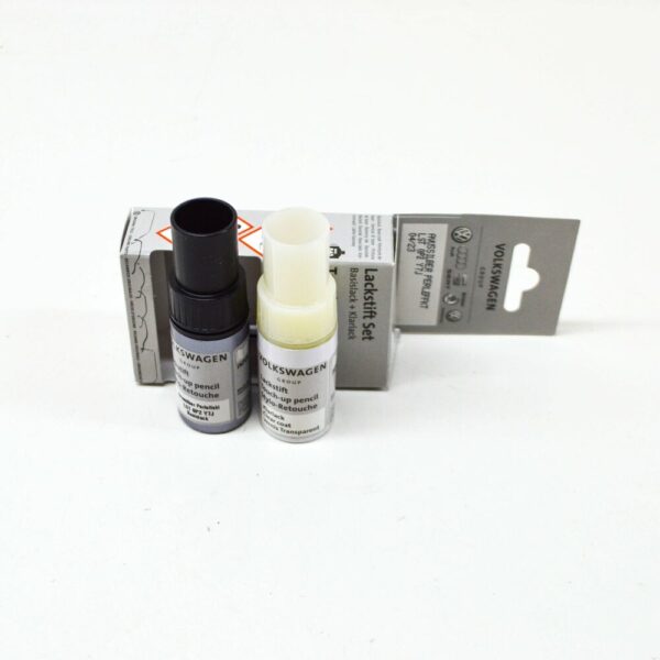 LST0P2Y7J - NEW VOLKSWAGEN AUDI AVUS SILVER TOUCH-UP PAINT SET LST0P2Y7J ORIGINAL