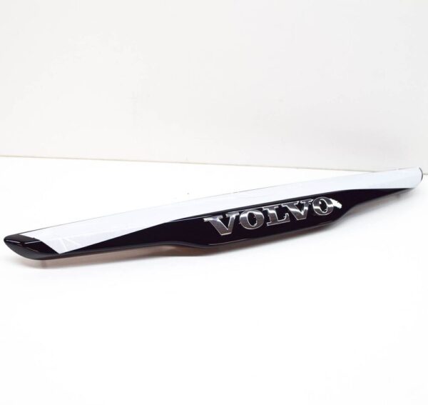 30657234 - NEW GENUINE Volvo C30 Tailgate Handle 30657234