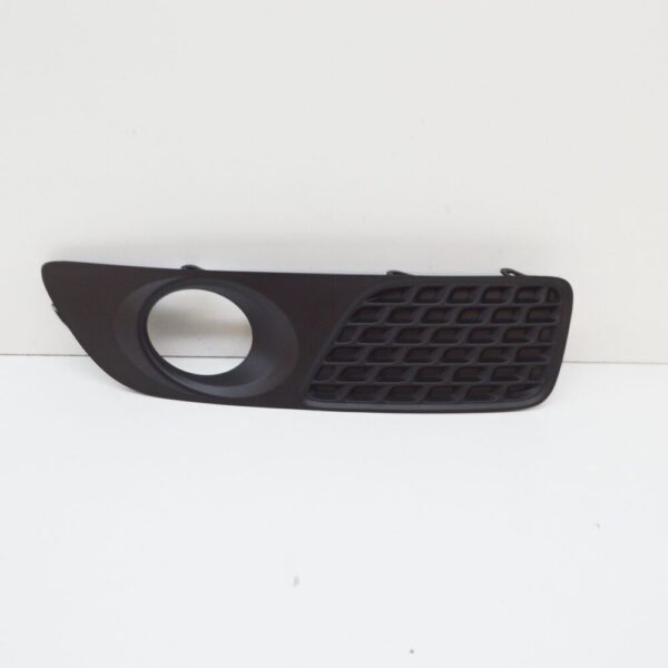 30678639 - Volvo V70 MK3 Front Left Fog Light Grid 30678639 NEW GENUINE