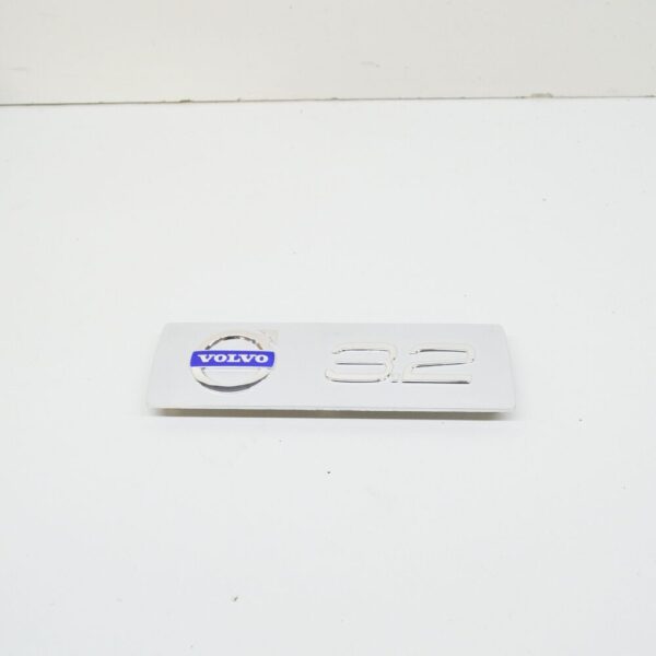 30731914 - Volvo S80 MK2 Engine Cover Emblem Badge 30731914 NEW GENUINE