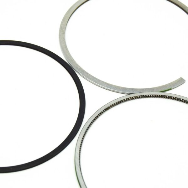 30750667 - VOLVO S40 MK2 PISTON RING SET 30750667 NEW GENUINE