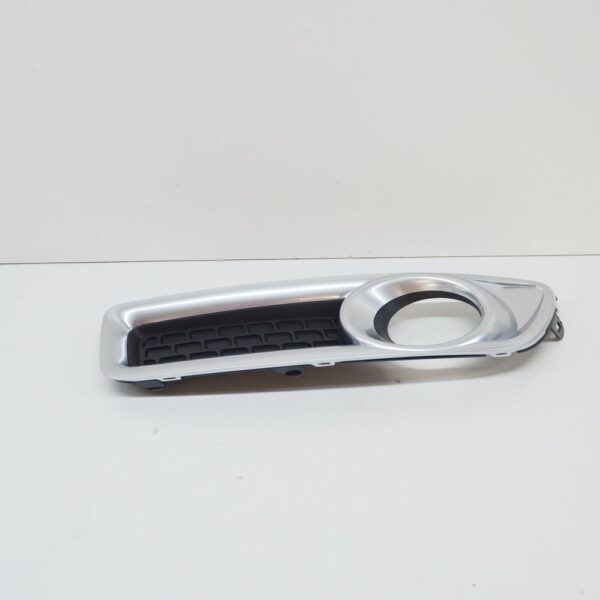 30756579 - Volvo XC70 MK2 Fog Light Frame Kit 30756579, Original Part