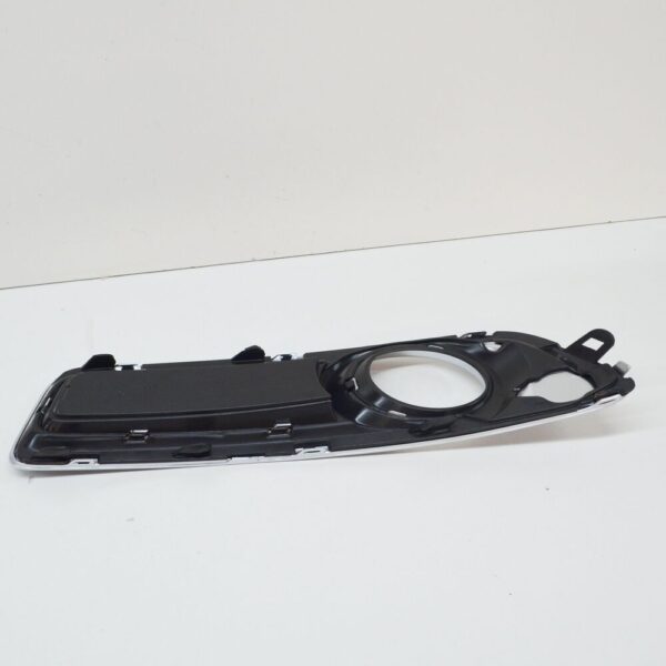 30756579 - Volvo XC70 MK2 Fog Light Frame Kit 30756579, Original Part