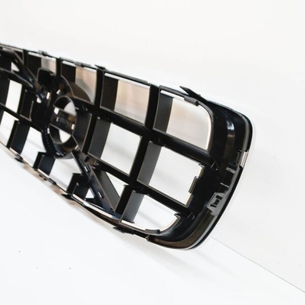 30756998 - Volvo V70 III BW MK3 Radiator Grill Front 30756998 NEW