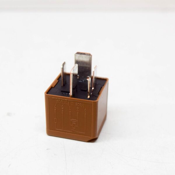 30765036 - VOLVO V70 MK3 GLOW PLUG SYSTEM RELAY 30765036 NEW GENUINE