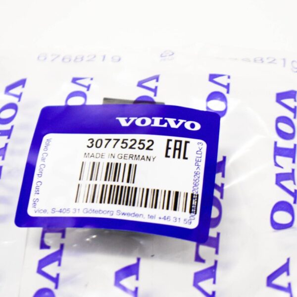 30775252 - VOLVO XC70 MK2 USB AUX Jack 30775252 NEW GENUINE