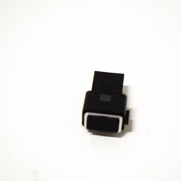 30775252 - VOLVO XC70 MK2 USB AUX Jack 30775252 NEW GENUINE