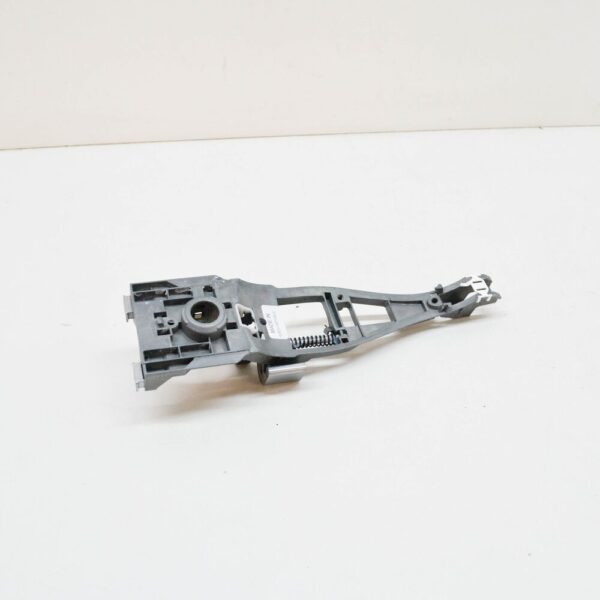 31253175 - VOLVO XC90 MK1 Front Left Door Lock Bracket 31253175 NEW GENUINE