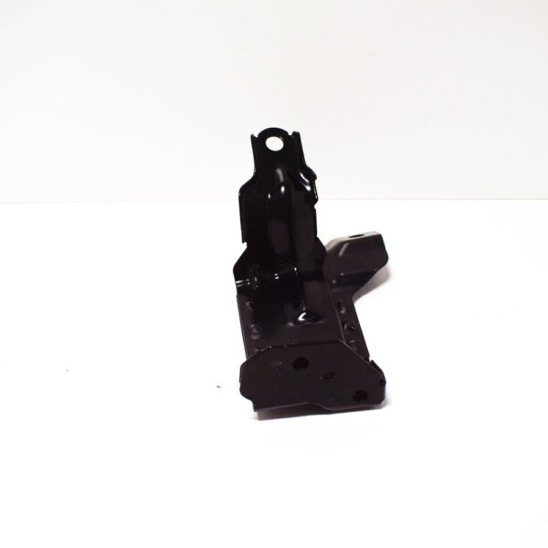 31261931 - Volvo XC60 MK1 Lower Left Cooler Mount 31261931 NEW GENUINE